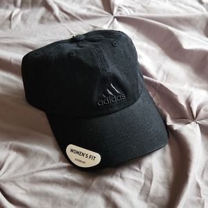 Adidas Woman's cap NWT